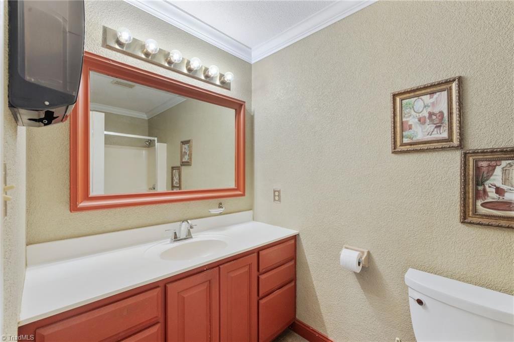 1723 Shiptontown Road Lexington, NC 27292 - Photo 20 of 49 Gallery Image 20
