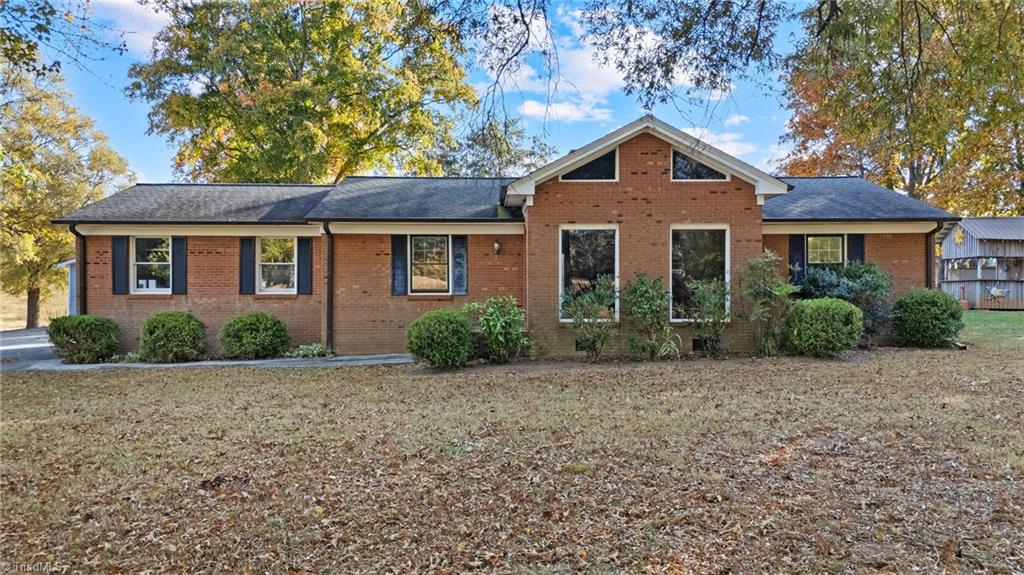 1723 Shiptontown Road Lexington, NC 27292 - Photo 2 of 49 Gallery Image 2