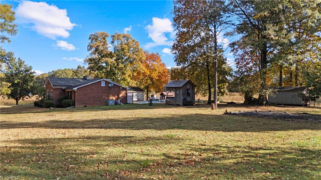 1723 Shiptontown Road Lexington, NC 27292 - Photo 39 of 49 Gallery Image 39