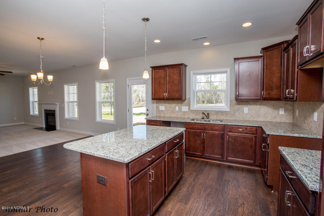 809 Rosedale Drive Hampstead, NC 28443 - Photo 19 of 38 A22A0012