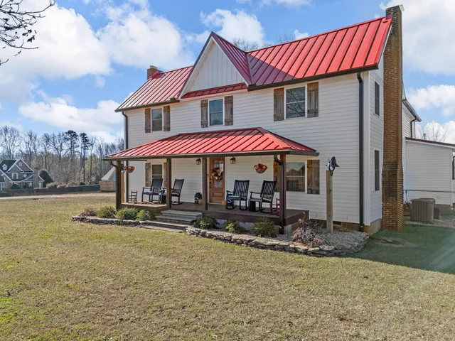 $580,000 | 451 Carriage Gate Drive, Wellford, SC 29385