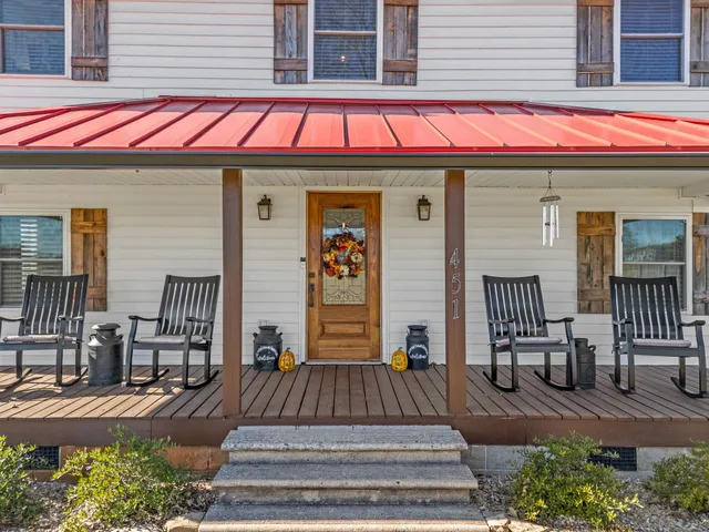 $580,000 | 451 Carriage Gate Drive, Wellford, SC 29385