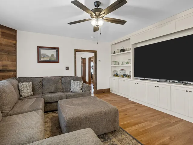 $580,000 | 451 Carriage Gate Drive, Wellford, SC 29385