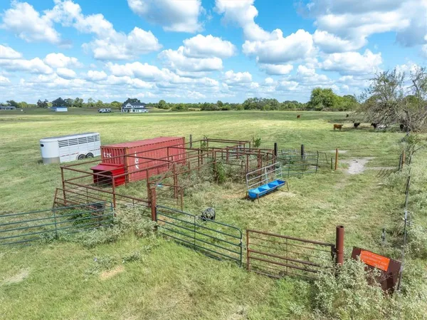 a view of an outdoor space and a yard