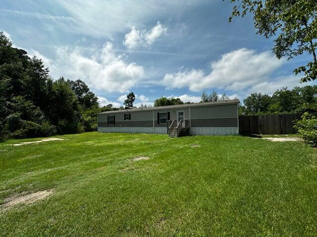 1106 Pontiac Drive Manning, SC 29102 - Photo 4 of 36 1106 Pontiac Drive - 4