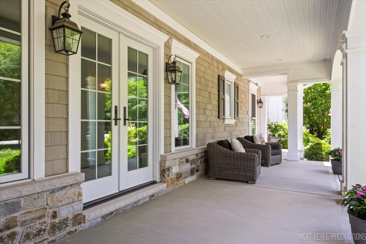 7S361 Arbor Drive Naperville, IL 60540 - Photo 4 of 61