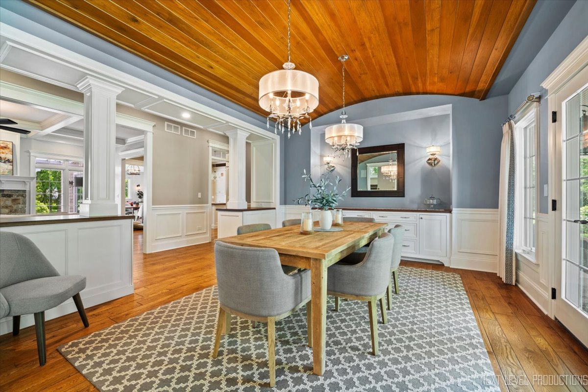 7S361 Arbor Drive Naperville, IL 60540 - Photo 5 of 61