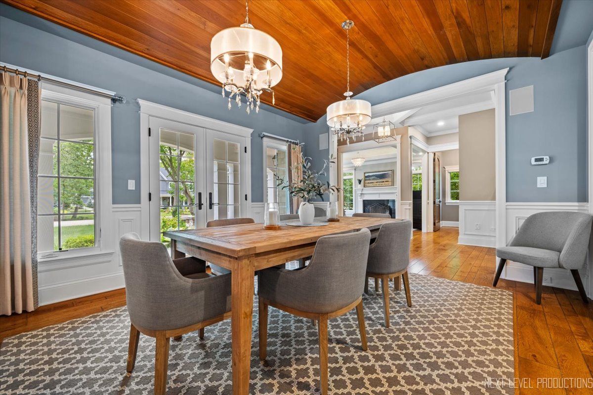 7S361 Arbor Drive Naperville, IL 60540 - Photo 6 of 61