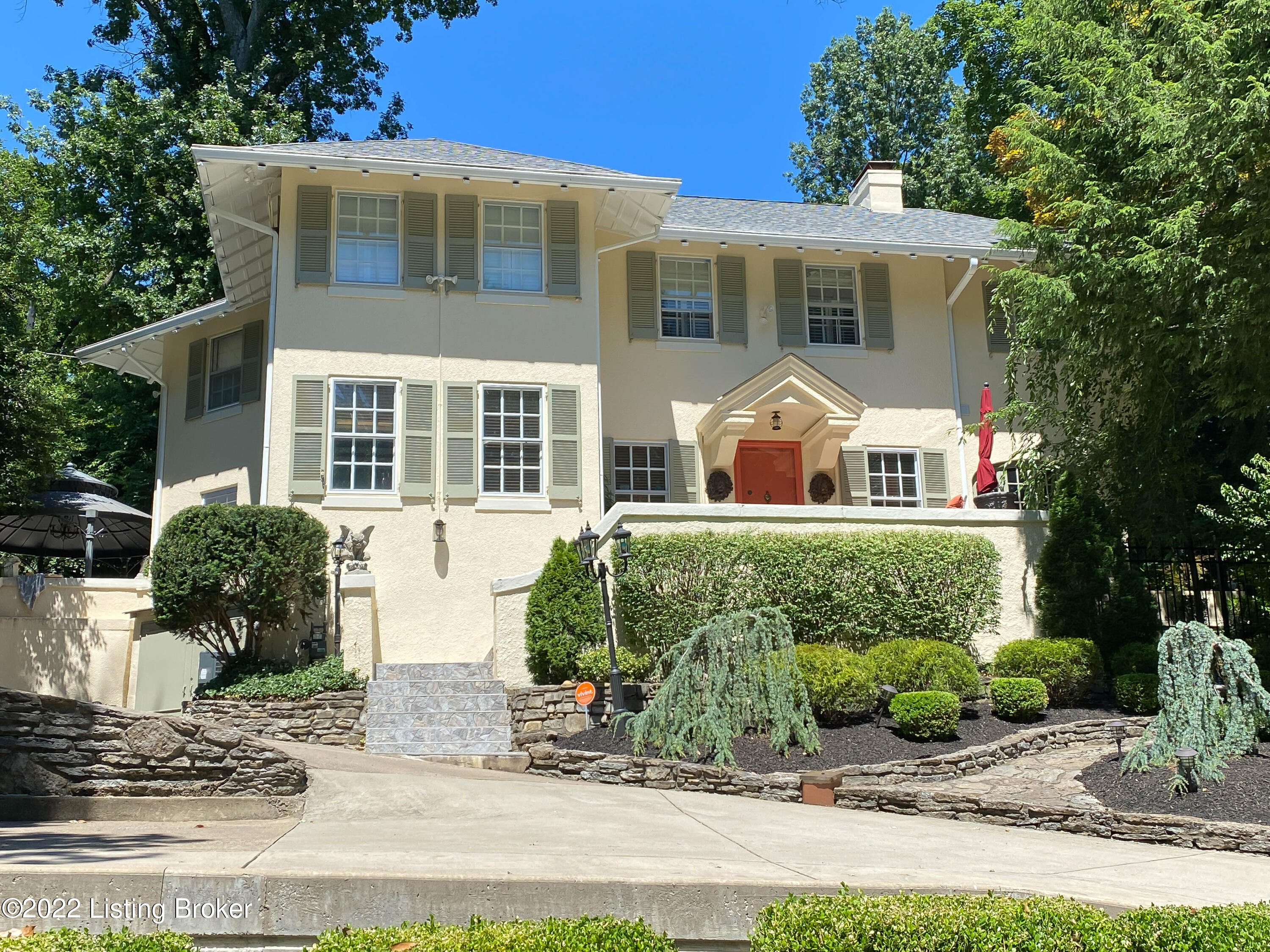82 Valley Road Louisville, KY 40204 - Photo 2 of 60 IMG_5942-10