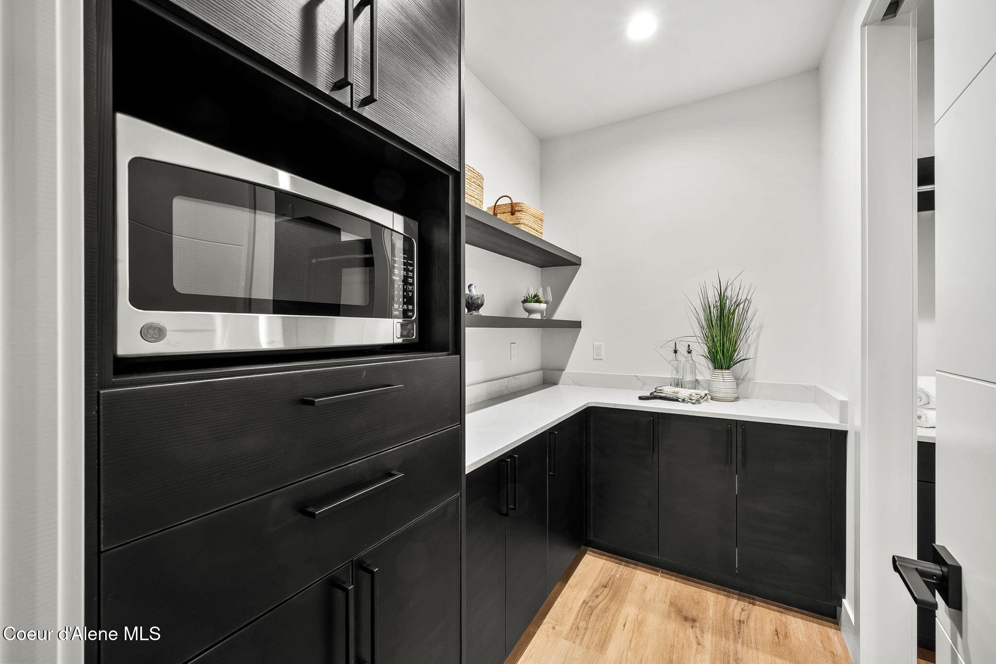 952 East Steeple Chase Road Hayden, ID 83835 - Photo 14 of 34 Pantry