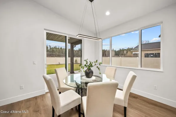 $1,070,000 | 952 East Steeple Chase Road, Hayden, ID 83835