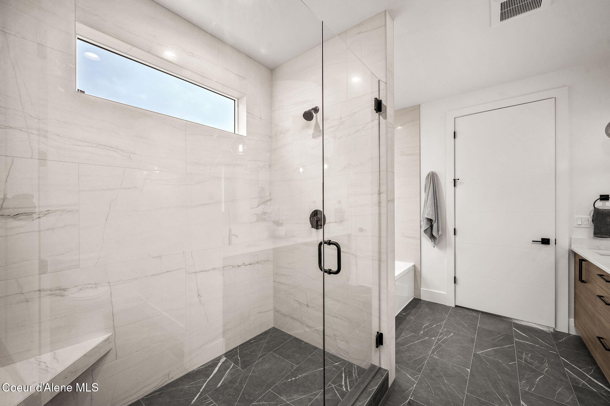 952 East Steeple Chase Road Hayden, ID 83835 - Photo 22 of 34 Master Bath