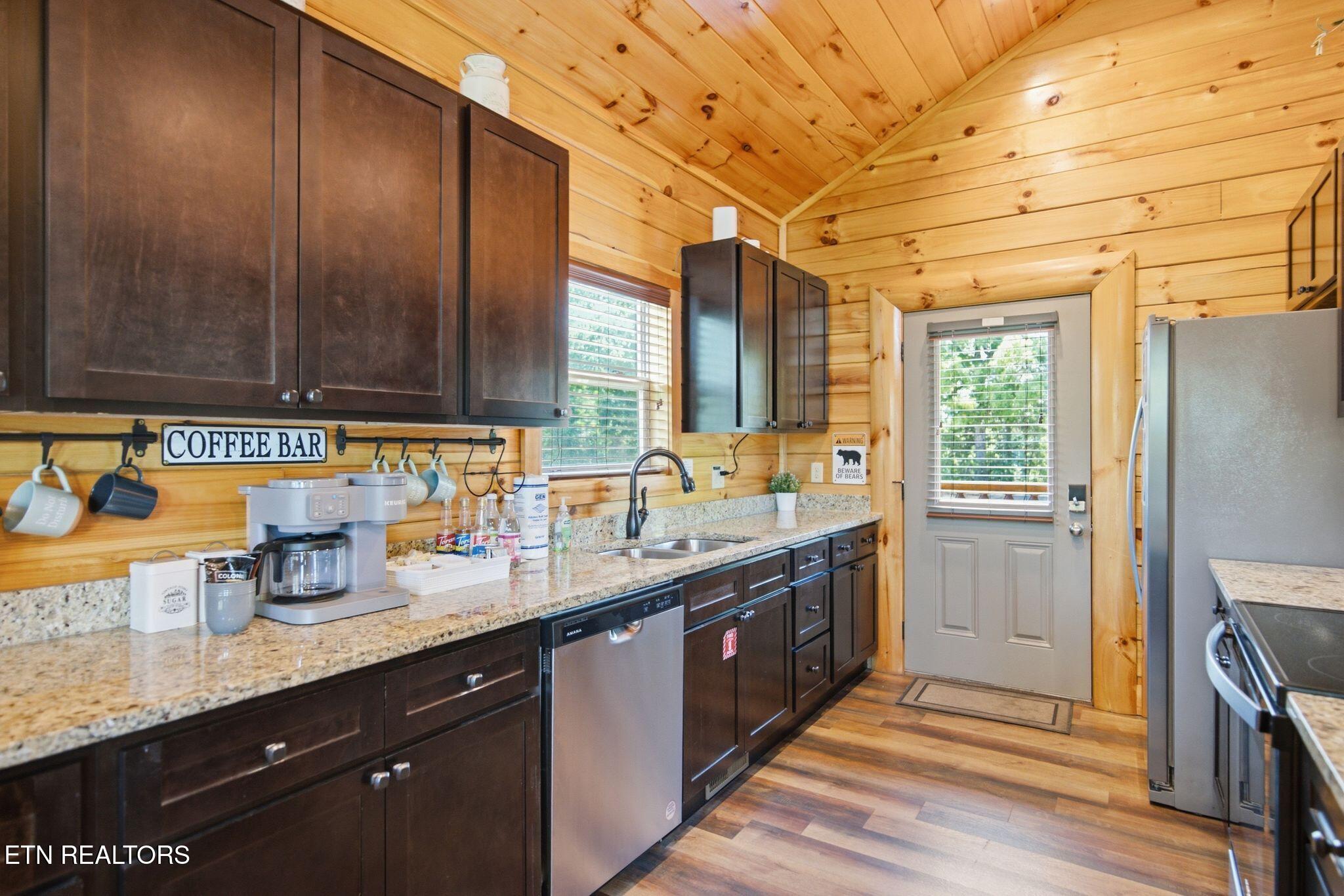 1012 Owls Nest Way Sevierville, TN 37876 - Photo 11 of 35 1012 Owls Nest Way - 18