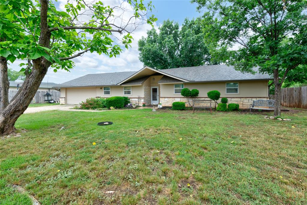 1033 Wolfe Road, Unit A Abilene, TX 79602 - Photo 1 of 36