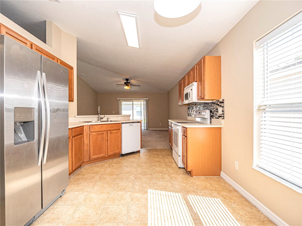 1130 West 13th Square Vero Beach, FL 32960 - Photo 7 of 32