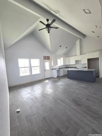 $368,900 | 123 Ranchero, Natalia, TX 78059