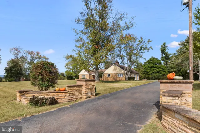 a view of a street sign