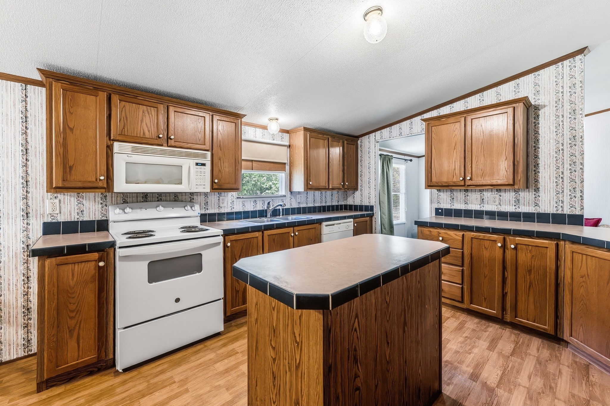 78 Haas Road Huntsville, TX 77320 - Photo 13 of 46 Gallery Image 13