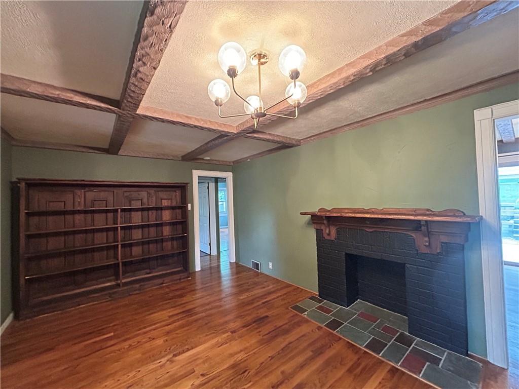 508 Woodside Road Pittsburgh, PA 15221 - Photo 3 of 29