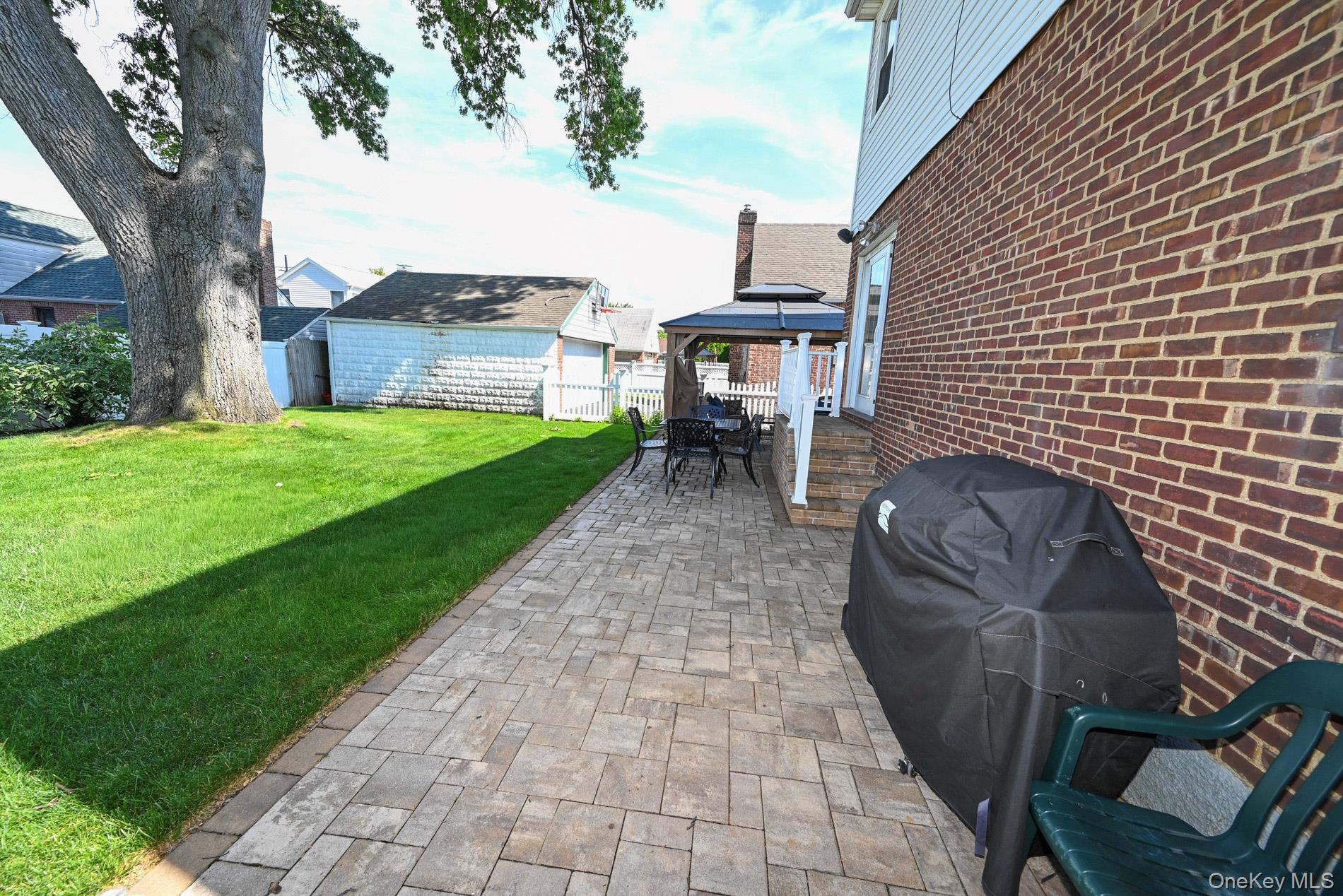 258 Rintin Street Franklin Square, NY 11010 - Photo 25 of 30