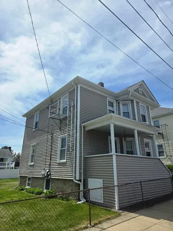 $2,800 | 551 Anthony Street, Unit 12, Fall River, MA 02721