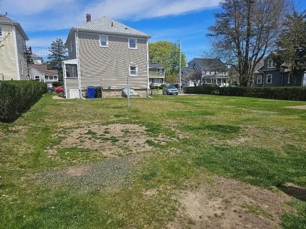 $2,800 | 551 Anthony Street, Unit 12, Fall River, MA 02721
