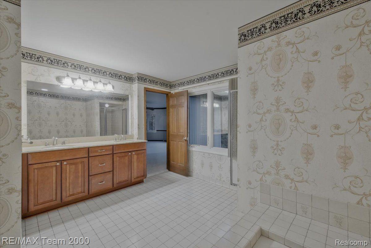 1901 Mapleridge Road Rochester, MI 48309 - Photo 54 of 58