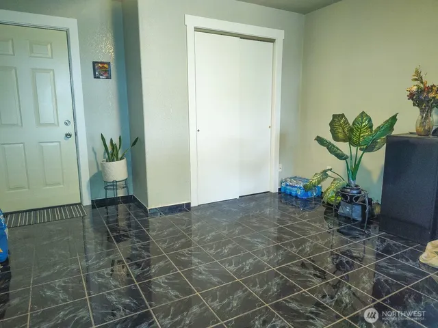 $757,500 | 12749 Dodson Road South, Royal City, WA 99357