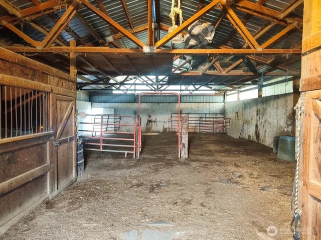 $757,500 | 12749 Dodson Road South, Royal City, WA 99357