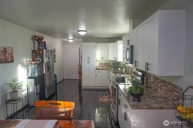 $757,500 | 12749 Dodson Road South, Royal City, WA 99357