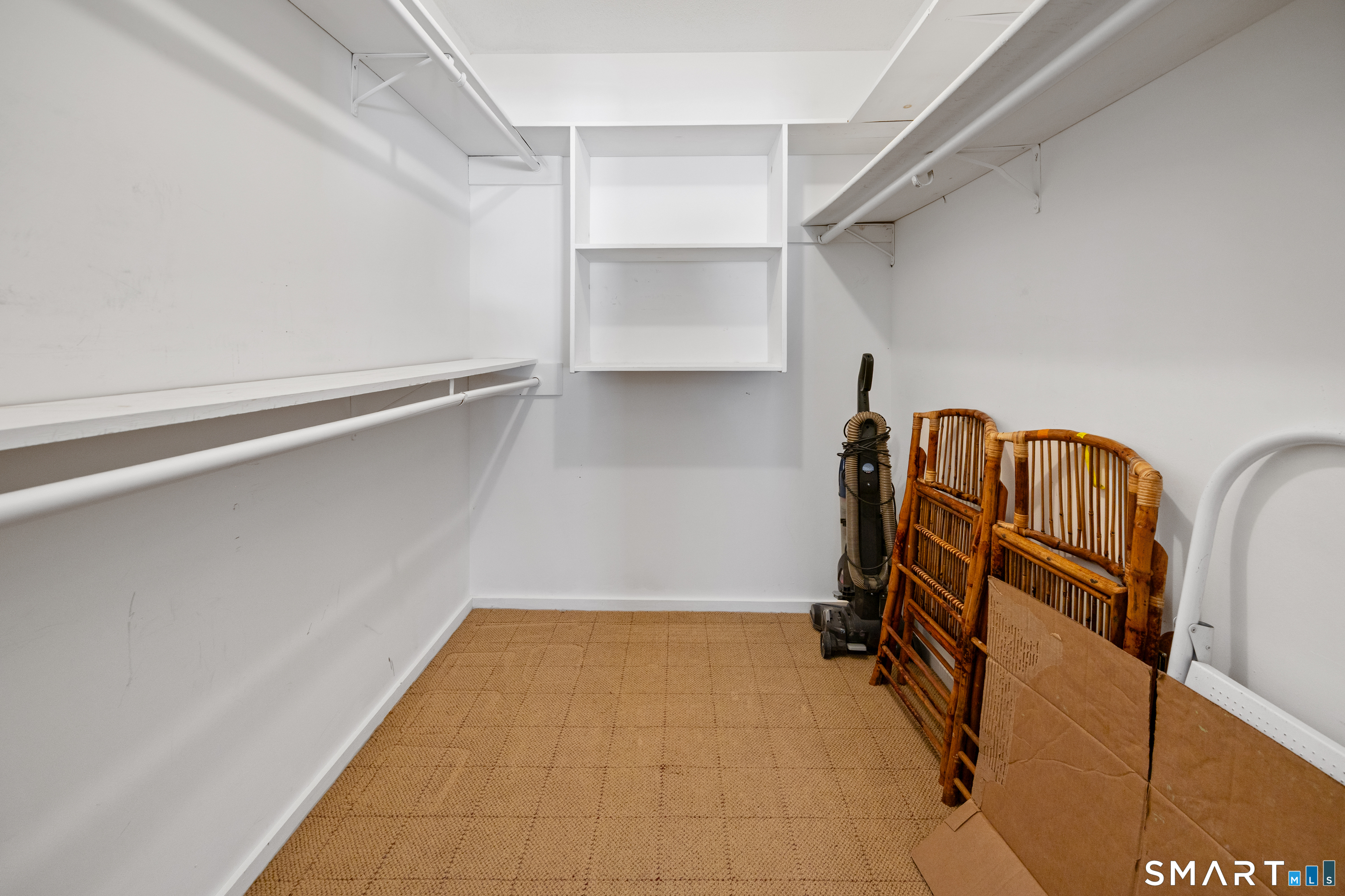 580 Mountain Road, Unit C West Hartford, CT 06117 - Photo 17 of 40