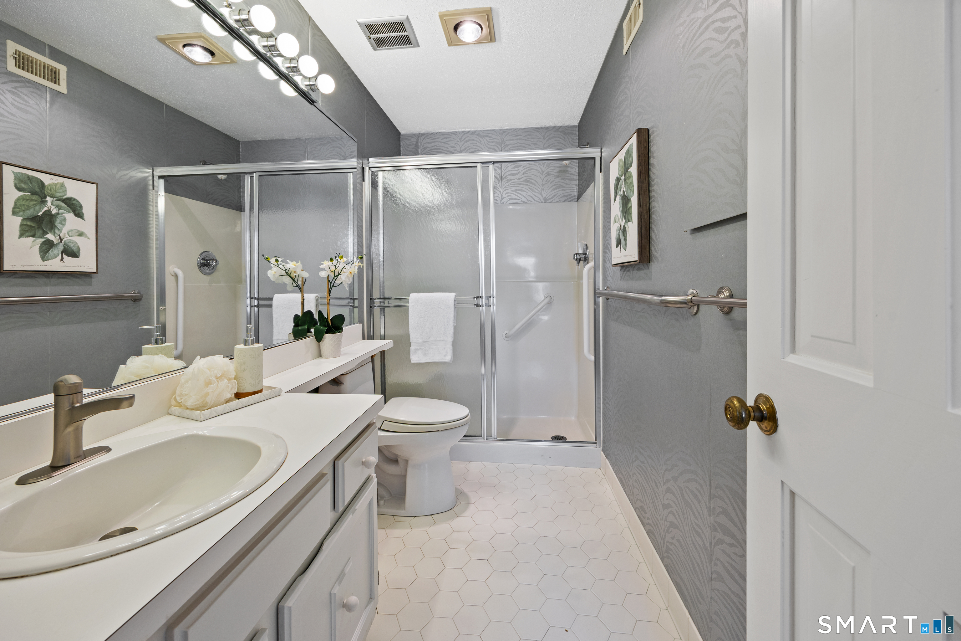 580 Mountain Road, Unit C West Hartford, CT 06117 - Photo 28 of 40