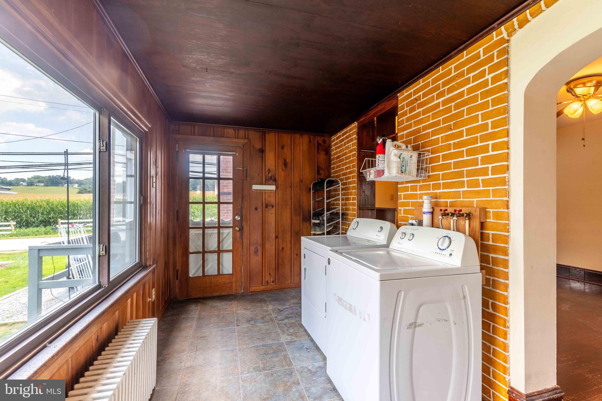 1940 Valley Road Parkesburg, PA 19365 - Photo 19 of 42 Mudroom/Laundry