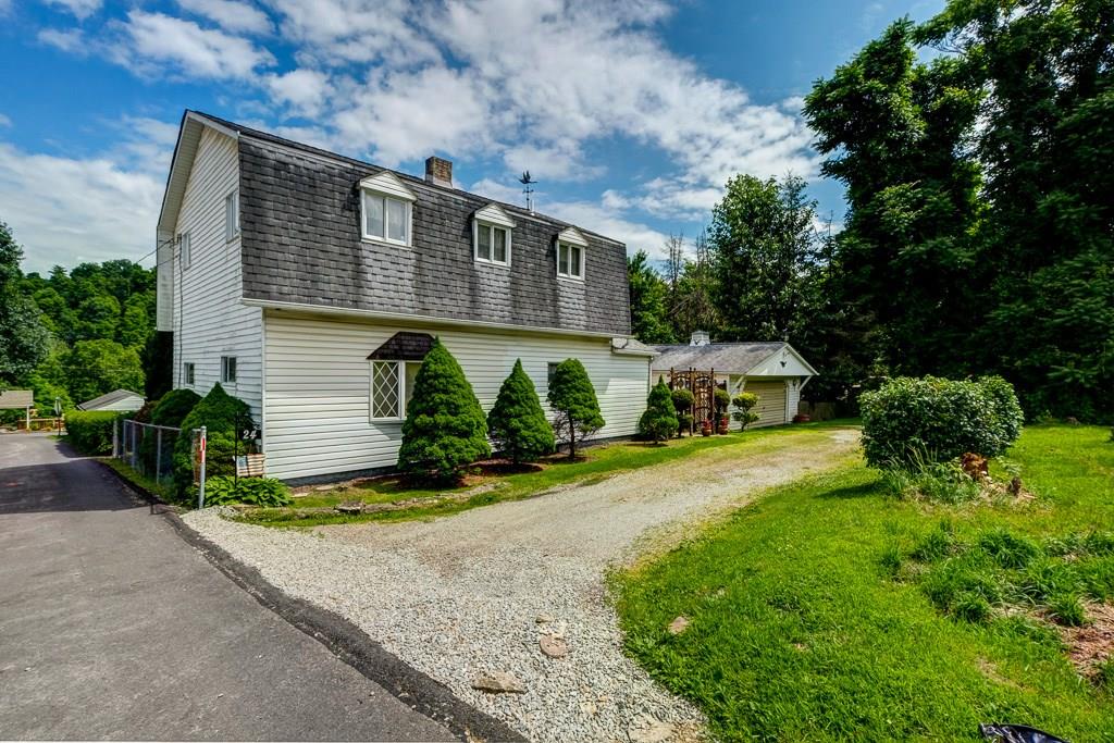 24 Simpson Street Lawrence, PA 15055 - Photo 6 of 24 Gallery Image 6