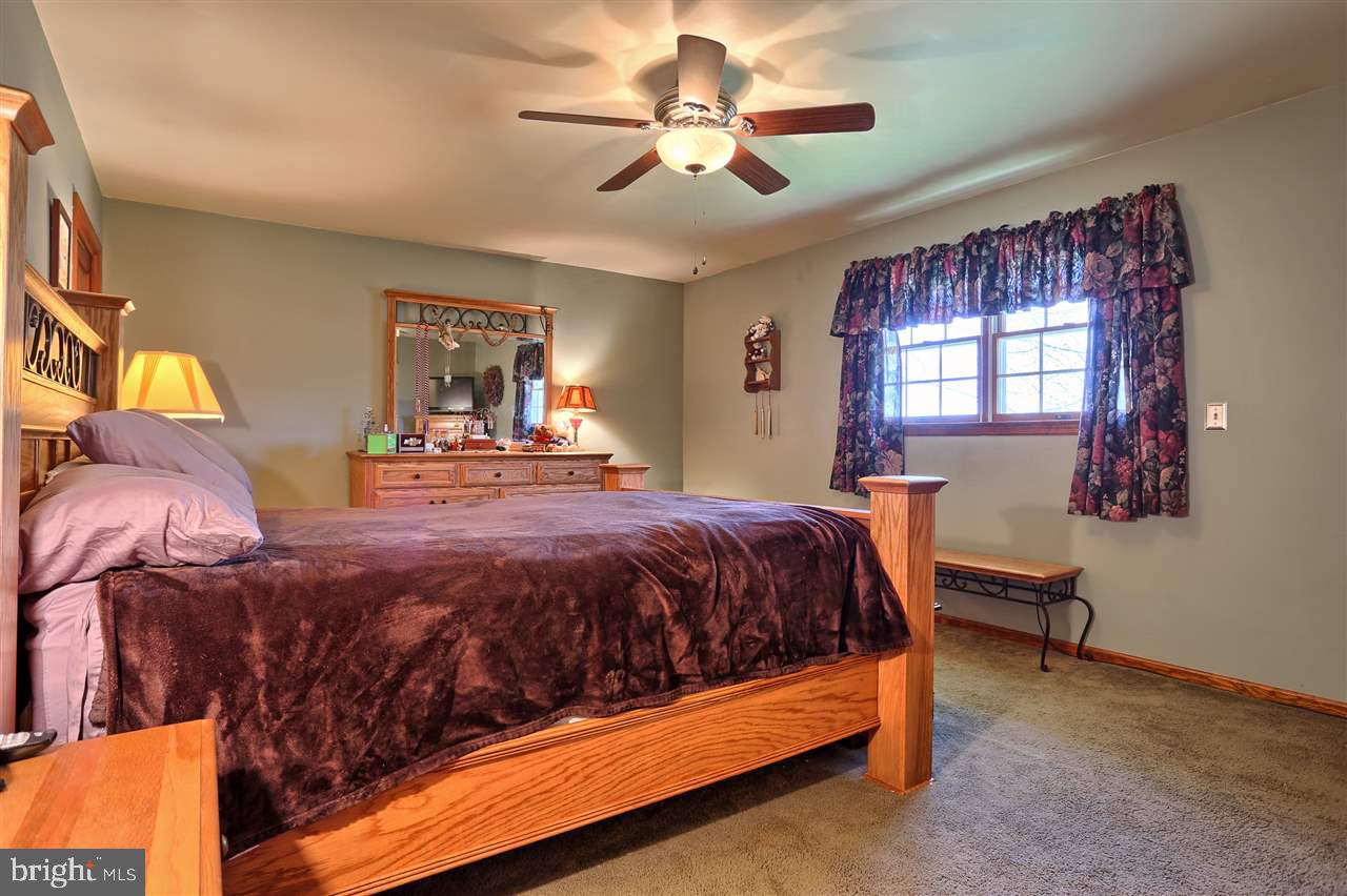 102 Royal Road Palmyra, PA 17078 - Photo 20 of 25 Gallery Image 20
