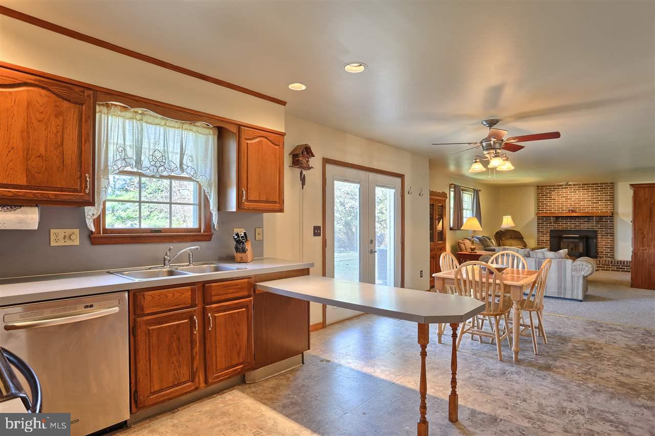 102 Royal Road Palmyra, PA 17078 - Photo 9 of 25 Gallery Image 9