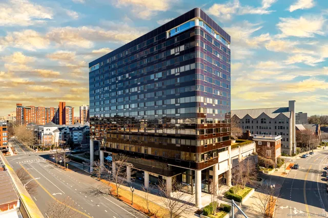 $319,900 | 127 Greyrock Place, Unit 607, Stamford, CT 06901