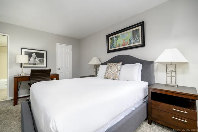 $319,900 | 127 Greyrock Place, Unit 607, Stamford, CT 06901