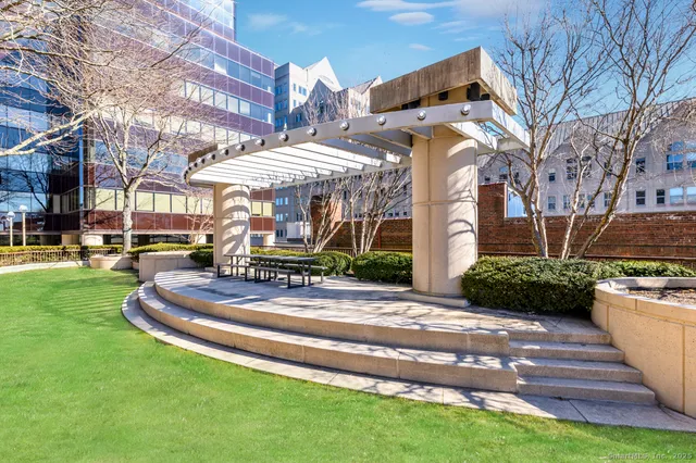 $319,900 | 127 Greyrock Place, Unit 607, Stamford, CT 06901