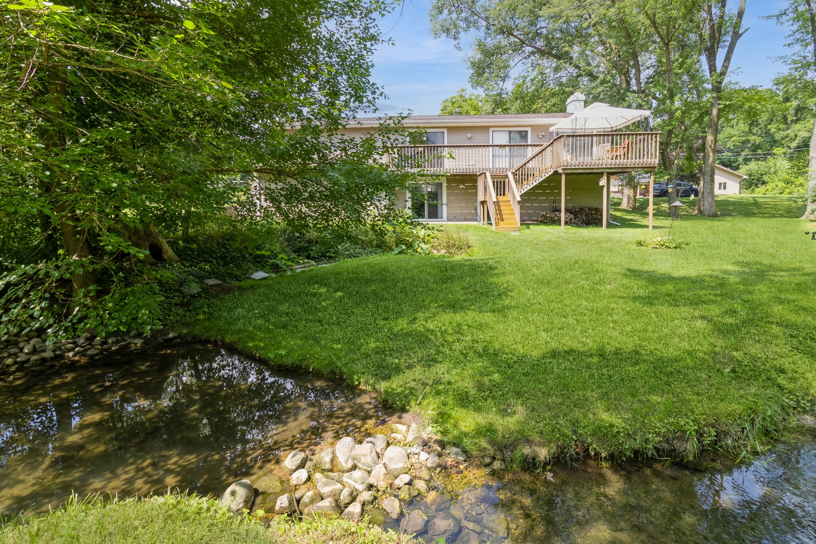 295 South Walnut Street South Elgin, IL 60177 - Photo 31 of 34