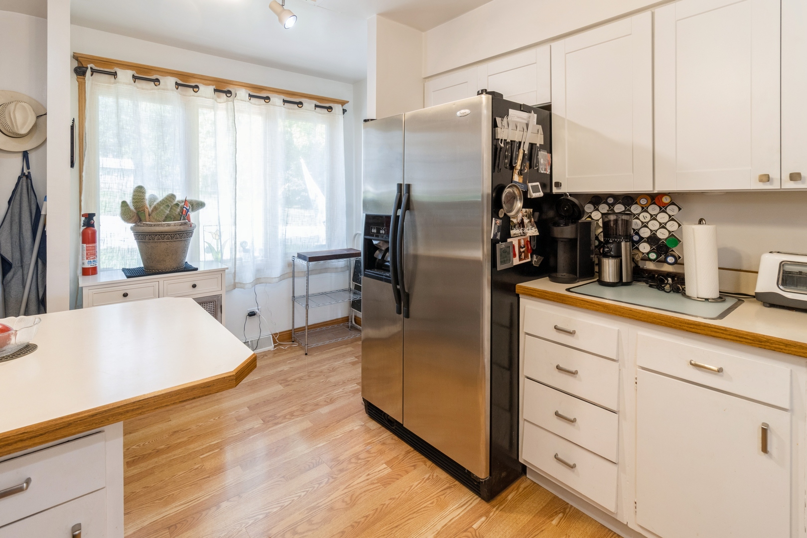 295 South Walnut Street South Elgin, IL 60177 - Photo 6 of 34