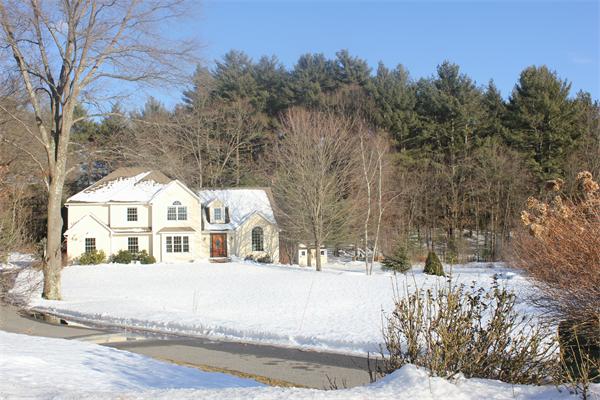 3 Montego Circle Andover, MA 01810 - Photo 2 of 30