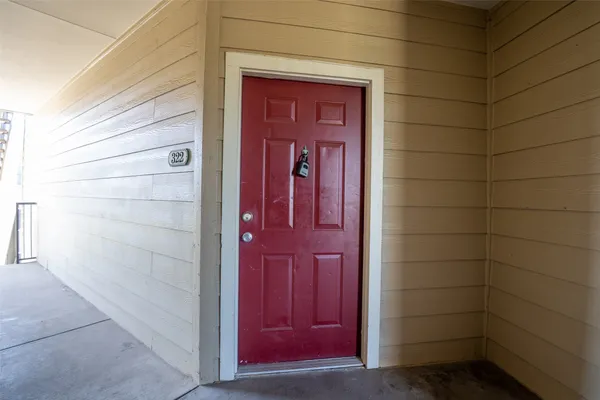 $145,000 | 2320 Gracy Farms Lane, Unit 322, Austin, TX 78758