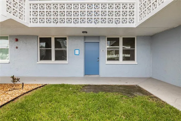 $199,900 | 4715 Bay Street Northeast, Unit 123, St. Petersburg, FL 33703