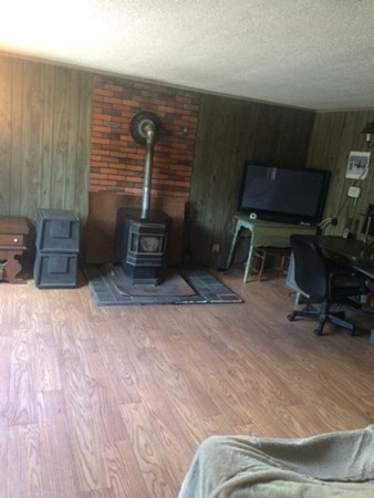 31 Brooks Road Winchendon, MA 01475 - Photo 5 of 8 Gallery Image 5
