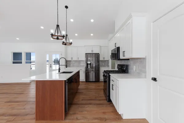 $451,700 | 4823 Thompson Heights Drive, Adrian, MI 49221