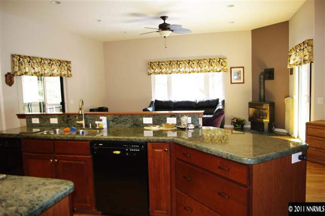 10050 Blue Spruce Road Reno, NV 89511 - Photo 4 of 13 Photo 4