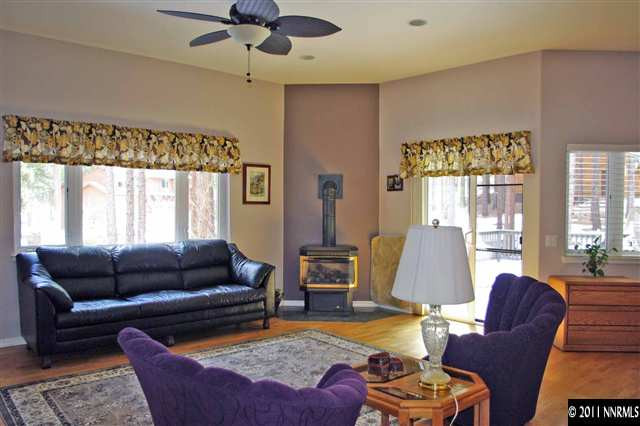 10050 Blue Spruce Road Reno, NV 89511 - Photo 6 of 13 Photo 6