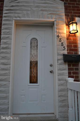 4885 Melbourne Road Baltimore, MD 21229 - Photo 3 of 23 Exterior (Front)