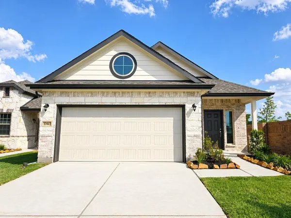 a house view with a outdoor space